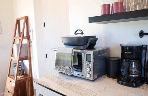 Joshua Tree House | Relax at Quails Nest Joshua Tree: Spa, Hot Tub & Pool