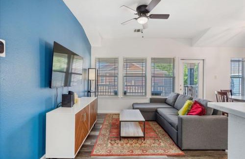 Round Rock Apartment | Cozy 2BD Condo with Amazing Patio & Pet-Friendly Amenities