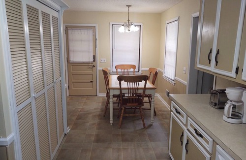 Cayce House | Delightful 3-Bedroom Home Near USC & Downtown Columbia
