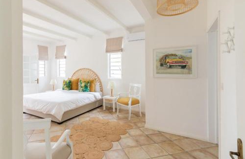 Grand Gaube House | Inviting 4BDR Villa with Pool and Ocean View in Grand Gaube