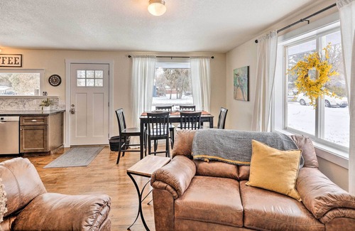 Albion House | Quaint Albion Duplex w/ Easy River Access!