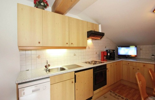 Finkenberg Apartment | Cozy Apartment in Finkenberg Steps from Ski Lift
