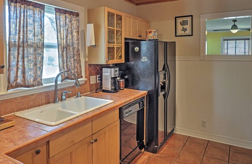 North Loop House | Charming Austin Home with Yard & Easy Downtown Access