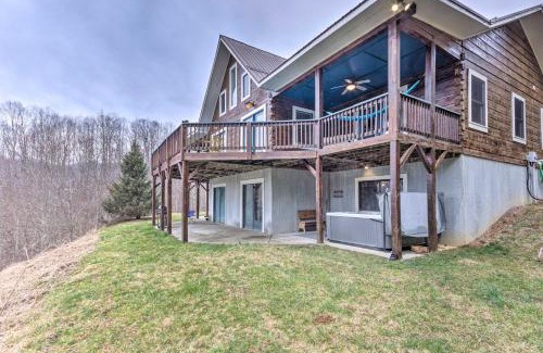 Creston House | Cozy Creston Hideaway with Mountain Views & Hot Tub Access