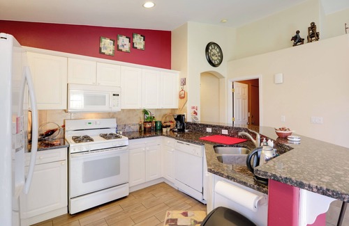 Sparks House | Charming Cul-De-Sac Home: 9.4/10 Rated Near Reno