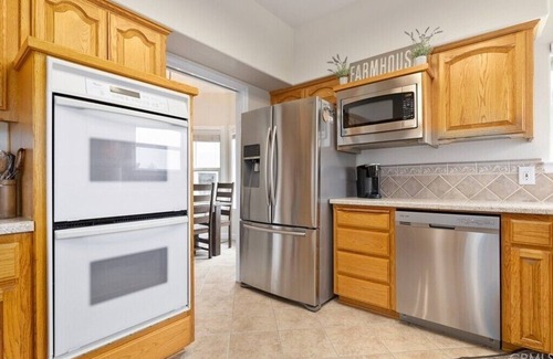 Paso Robles Other | Charming Farmhouse Retreat with Spa & Hot Tub Awaits You