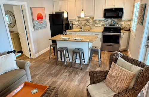 St. Pete Beach House | Beachfront Florida Bungalow with Pool & Spa, 10/10 Rating