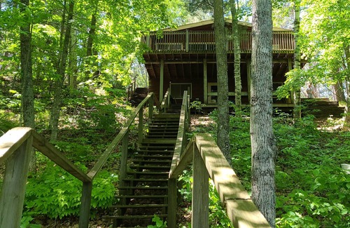 Cumberland Cabin | Charming Northwoods Lake Cabin - Pet Friendly Retreat
