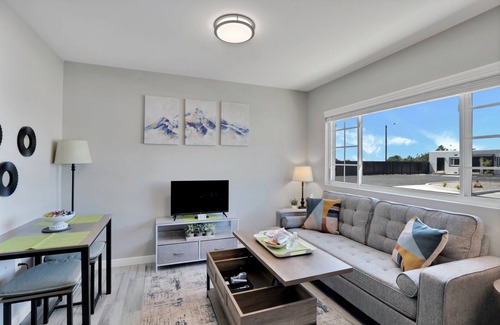 Aztec Apartment | Charming Quaint Getaway for Family-Friendly Adventures