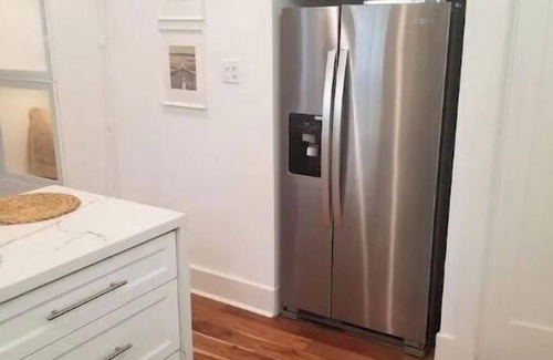 Houston Heights House | Discover Comfort at UNKNOWNNAME: Family-Friendly Hotel