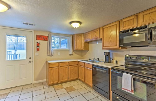 Grand Junction House | Pet-Friendly Retreat Near Colorado Mesa University