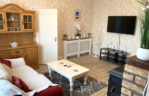 Easkey Cottage | Quaint homely cottage. n1K to the main N59 Sligo to Ballina road.