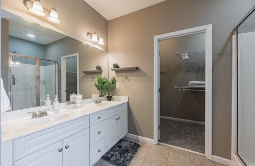 Harvest House | Charming Cottage Retreat in Harvest, Alabama - Rated 10/10