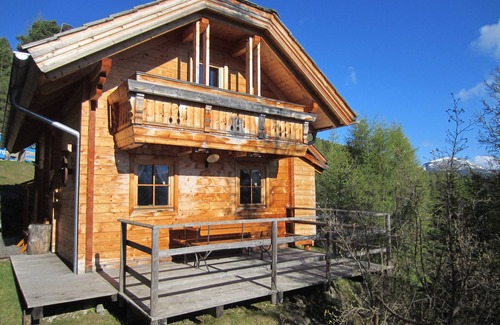 Turracher Hohe Ski Chalet | Cozy Hut with Pool & Sauna in Premier Ski Area - Rated 9.8