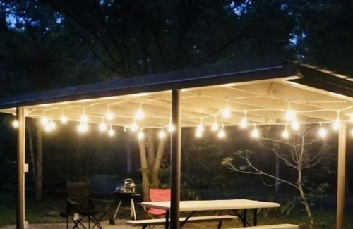 Hardwick House | Tranquil Lake House with Ocean View & Hot Tub Amenities