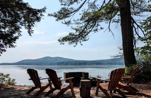 South Effingham House | Quaint Lakeside Cabin for a Peaceful Family Getaway Surrounded by Nature by Province Lake in New Hampshire