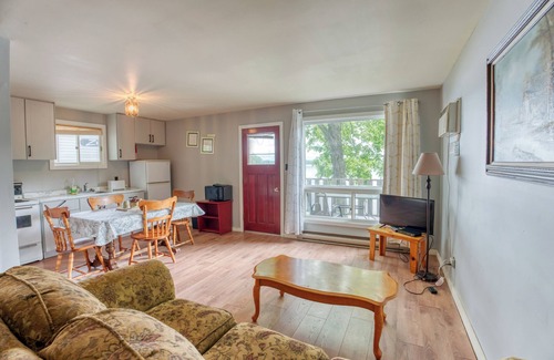 Frontenac Cabin | Quaint Lakeside Getaway: 2-Bedroom Cottage, Steps from the Water!
