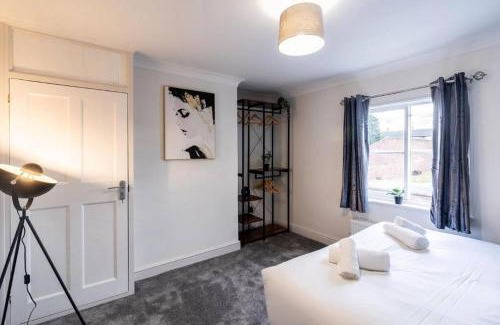 Barton-upon-Humber House | Charming Barton Home: Guest Rated 9.3, Family-Friendly Stay