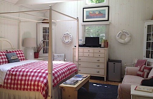 Edgartown House | Charming Edgartown Cottage: Steps from Dining & Shopping