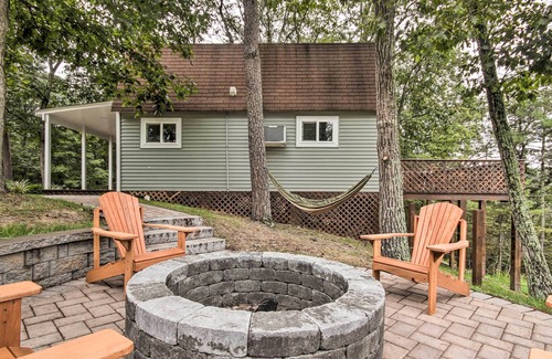 Mount Jackson Cottage | Quaint Mt Jackson Cottage w/ Sweeping Views!