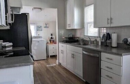 Murray House | Cozy Grey House in Murray with Family-Friendly Amenities