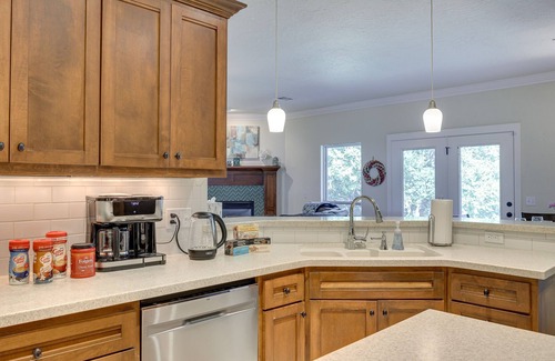 Noble House | Charming Noble Home: Ideal Stay Near University of Oklahoma