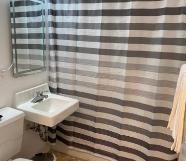 Gadsden Apartment | Charming Studio Apartment in Gadsden, AL - Family Friendly