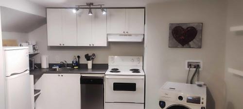 Downtown Halifax Apartment | Charming Suite #1 in Historic Area, Pet & Child Friendly