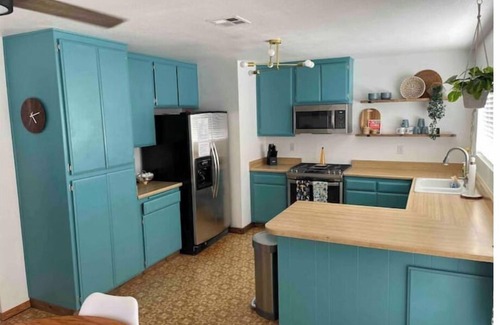 Quartz Hill House | Charming Vintage Ranch Home with Family-Friendly Amenities