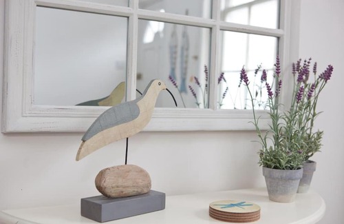 Arundel House | Historic Quaker Cottage: Family-Friendly Stay in Arundel