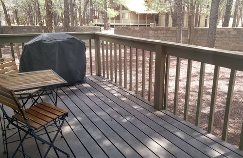 Pinetop Villa | Quality Hill Resort Villa: Perfect for Family Getaways