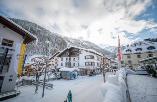 Sankt Anton am Arlberg Apartment | Top-Rated Family-Friendly Stay at Quality Hosts Arlberg