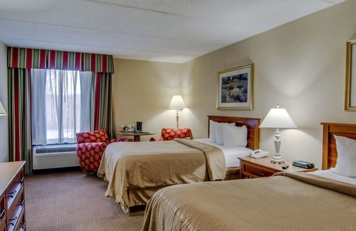 Bluefield Hotel | Comfortable Stay at Quality Hotel and Conference Center