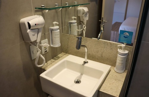 Coroa do Meio Hotel | Discover Quality Hotel Aracaju: Pool, Spa & Family-Friendly