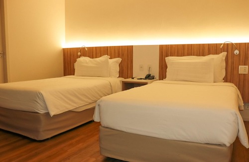 Coroa do Meio Hotel | Discover Quality Hotel Aracaju: Pool, Spa & Family-Friendly