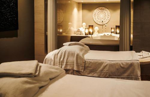 Gjovik Hotel | Explore Quality Hotel Strand Gjøvik: Family-Friendly Comfort