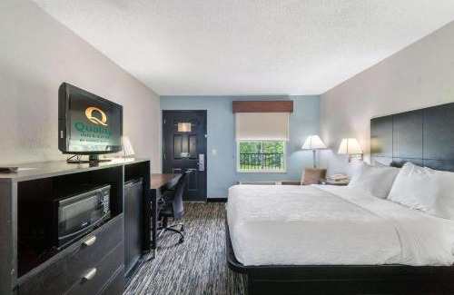 Adairsville Hotel | Pet-Friendly Quality Inn Adairsville-Calhoun South Awaits