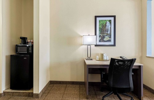 Springfield Hotel | Comfortable Stay at Quality Inn & Suites Springfield Southwest