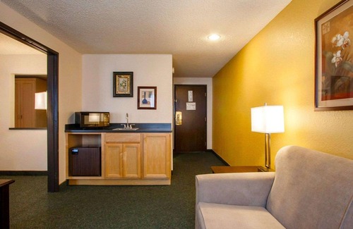 Springfield Hotel | Comfortable Quality Inn and Suites in Eugene - Springfield