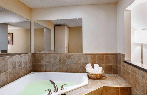 Springfield Hotel | Comfortable Quality Inn and Suites in Eugene - Springfield