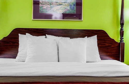 Arcola Hotel | Guest Favorite Quality Inn: Eco-Friendly with Breakfast