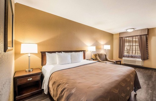 Caddo Valley Hotel | Top-Rated Quality Inn Arkadelphia - Family-Friendly Amenities