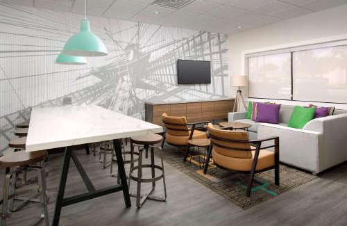 Atlantic Beach Hotel | Pet-Friendly Quality Inn Atlantic Beach Near Mayo Clinic