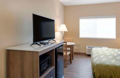 Bemidji Hotel | Family-Friendly Quality Inn Bemidji with Pool and Hot Tub