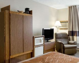 Bismarck Hotel | Budget-Friendly Quality Inn Bismarck with Great Amenities
