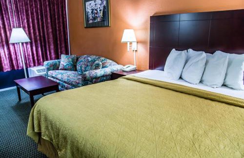 Bayshore Gardens Hotel | Inviting Quality Inn Bradenton - Sarasota North with Pool