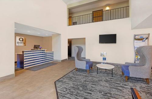Chesterton Hotel | Budget-Friendly Quality Inn Chesterton near Indiana Dunes