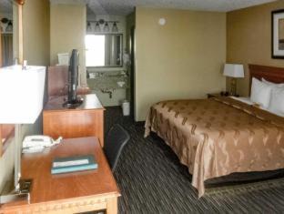 Columbus Hotel | Discover Quality Inn Columbus: Pet-Friendly & Family Ready