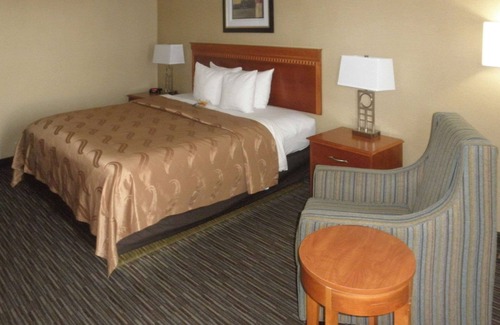 Columbus Hotel | Comfortable Quality Inn Columbus with Family-Friendly Amenities