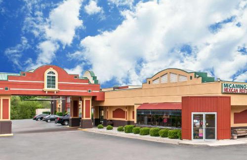 Logansport Hotel | Pet-Friendly Quality Inn Conference Center in Logansport